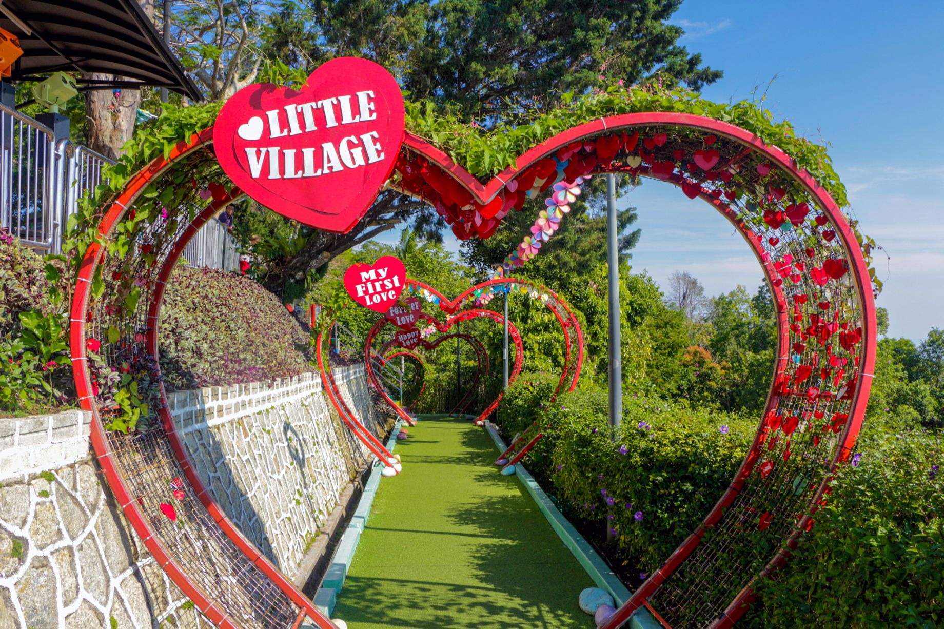 Little Village 图片